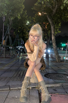 告密者下载